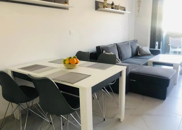 Residencial Alegria 12 Τορεβιέχα